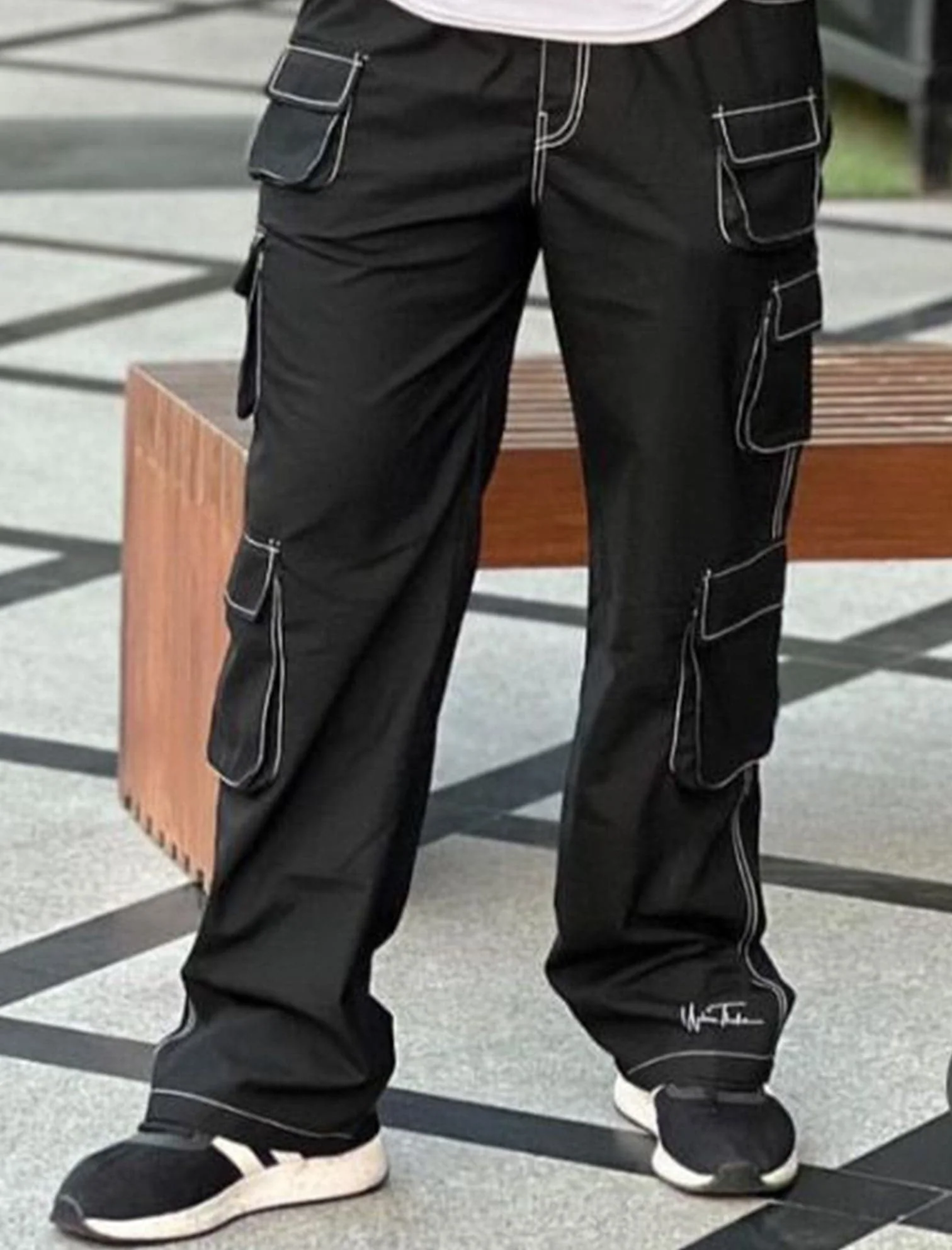 Cargo Lowers Eight Pockets