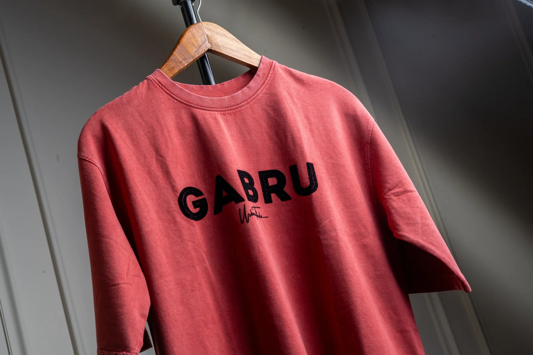 Gabru Red Stonewashed T-shirt