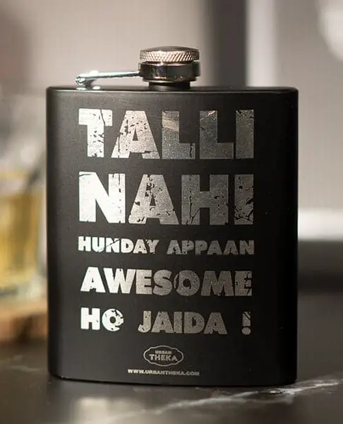 Talli Nai Hunde Hip Flask
